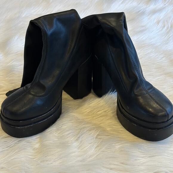 Steve Madden Ella Boots Knee High Platform Faux Leather Block Heeled. Black - Picture 9 of 13